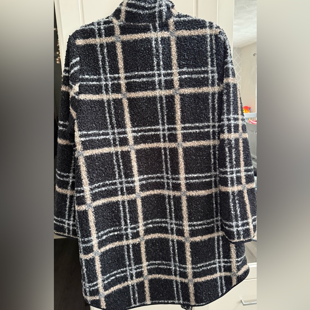 NWT Aspen Black and Cream Plaid Teddy Jacket - 1X - Picture 8 of 9